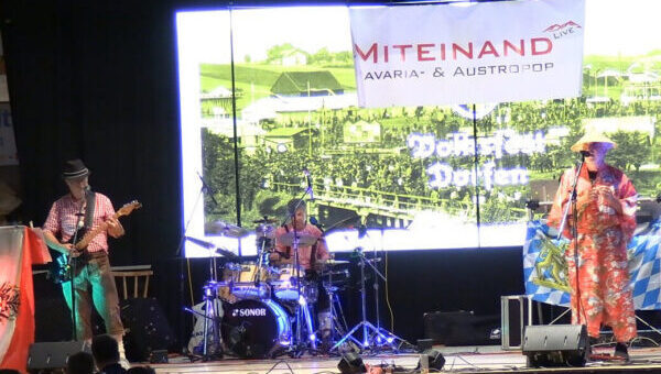 MITEINAND´ EAV-Show Samurai